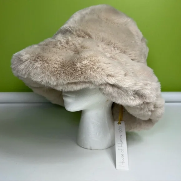 House of Harlow 1960 Faux Fur Bucket Hat NWT - Picture 1 of 4